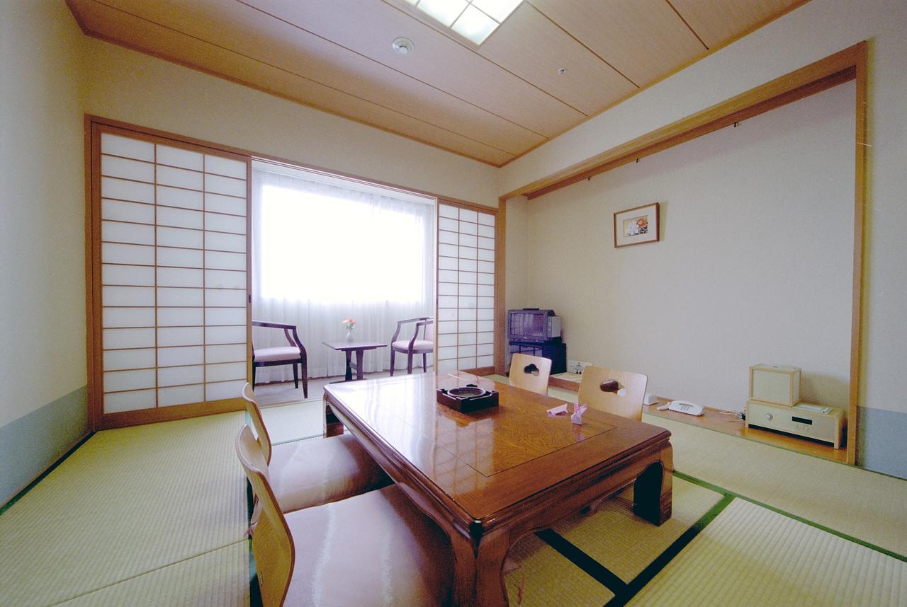 Resparle Fujiganaru Okayama Buitenkant foto